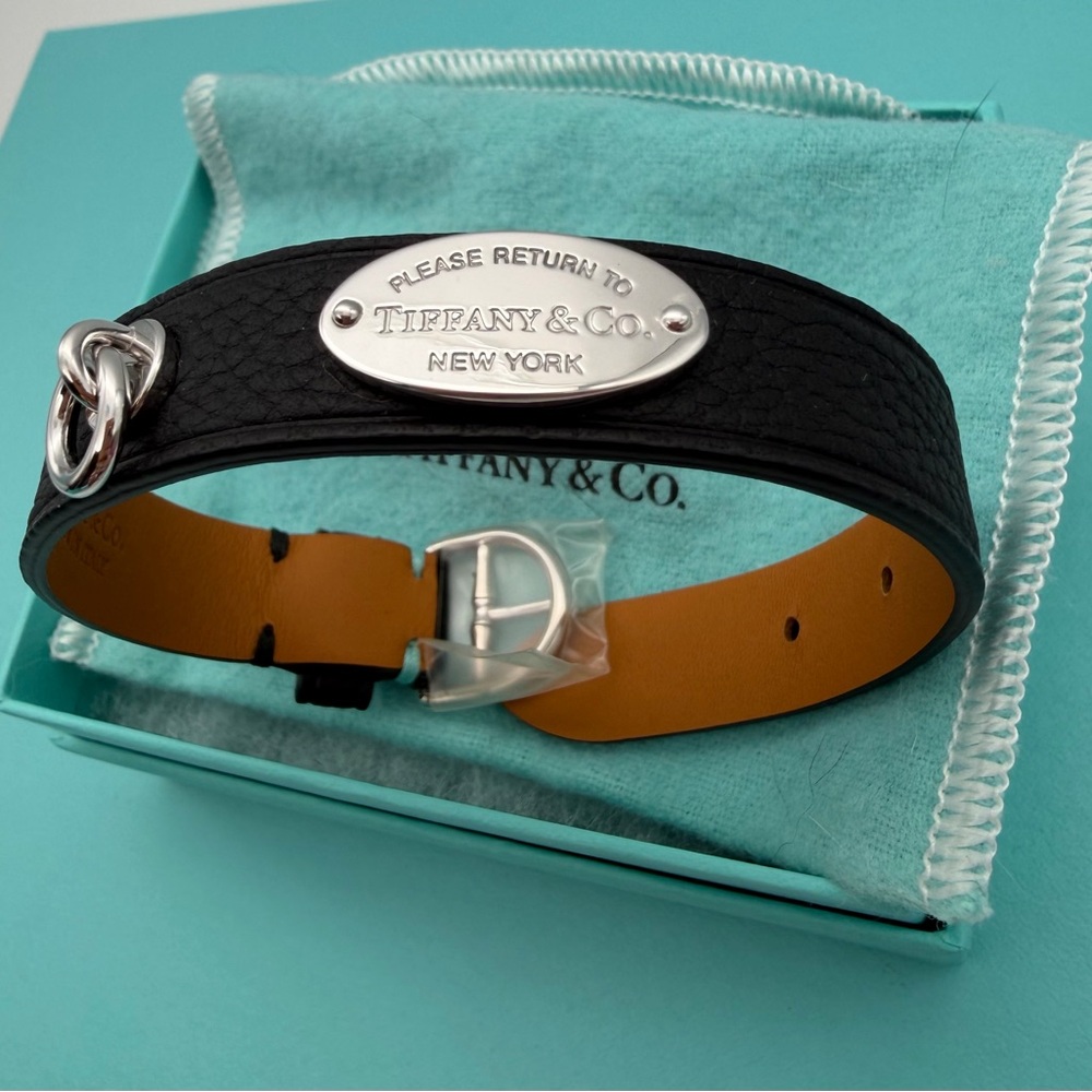 Tiffany & Co. Black New Narrow black Leather Bracelet in S/M sterling silver - Picture 4 of 11
